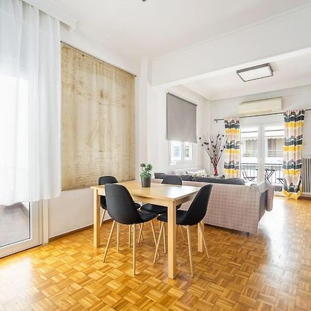 Apartment In The Middle Of Everything Афины Экстерьер фото